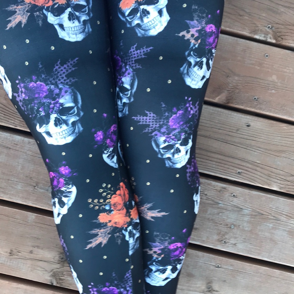 Halloween Skull Leggings TC (size 12-20)
